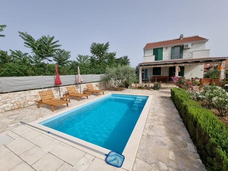 Kuca Za Odmor Dijana Villa Gornje Selo Bagian luar foto