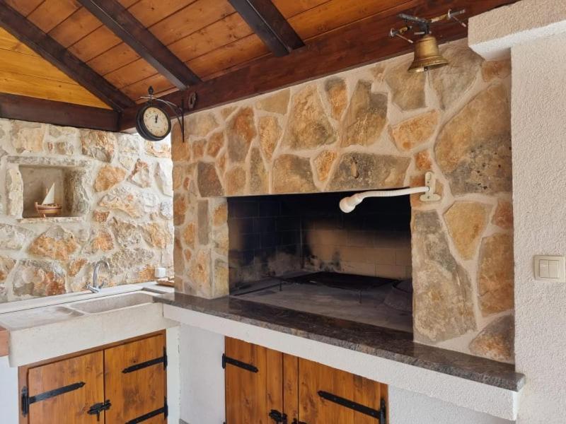 Kuca Za Odmor Dijana Villa Gornje Selo Bagian luar foto