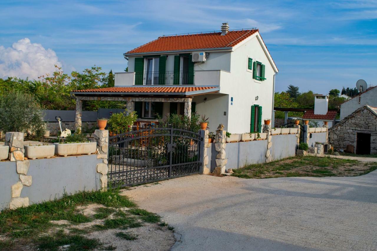 Kuca Za Odmor Dijana Villa Gornje Selo Bagian luar foto