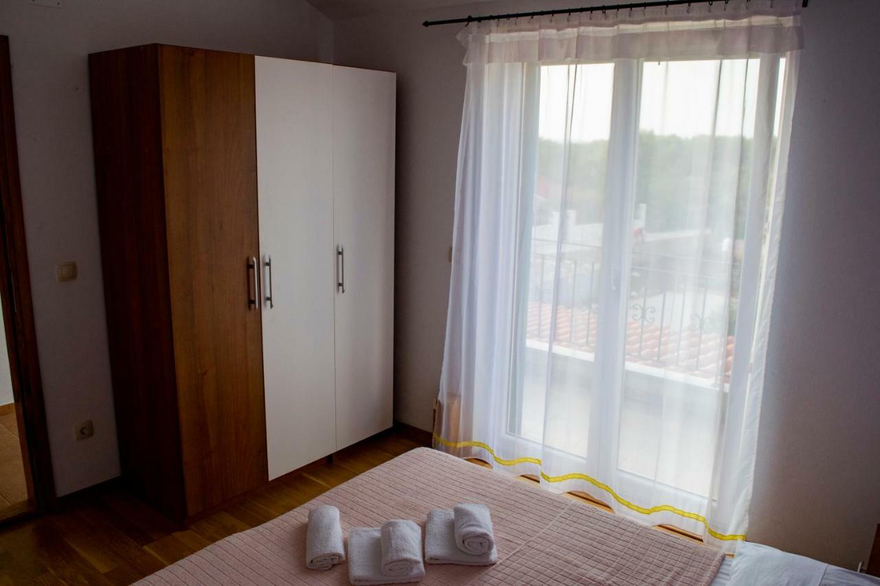Kuca Za Odmor Dijana Villa Gornje Selo Bagian luar foto